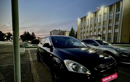 KIA cee'd I рестайлинг, 2009 год, 850 000 рублей, 2 фотография