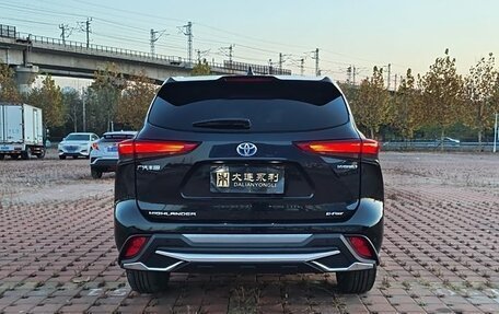 Toyota Highlander, 2021 год, 4 800 000 рублей, 4 фотография