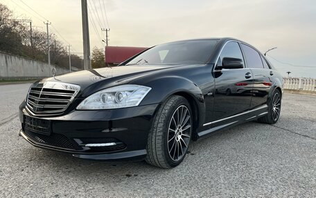 Mercedes-Benz S-Класс, 2008 год, 1 750 000 рублей, 1 фотография