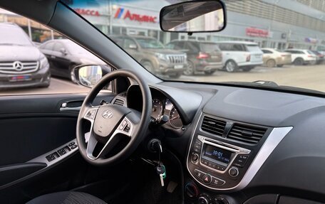 Hyundai Solaris II рестайлинг, 2015 год, 969 000 рублей, 17 фотография