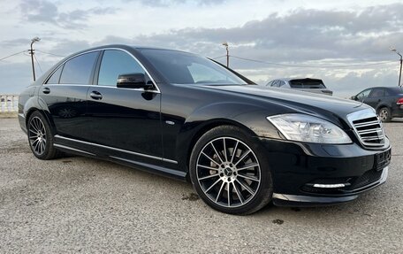 Mercedes-Benz S-Класс, 2008 год, 1 750 000 рублей, 4 фотография