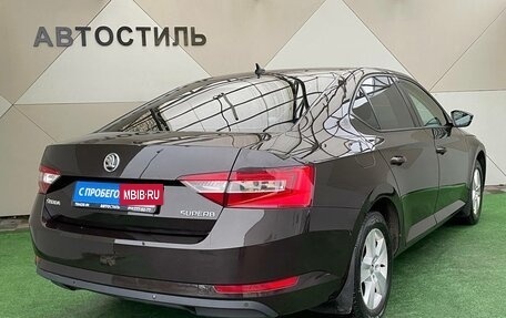 Skoda Superb III рестайлинг, 2017 год, 1 495 000 рублей, 3 фотография