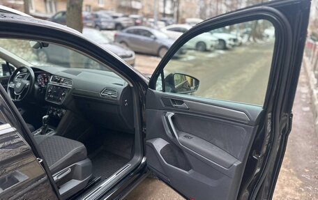 Volkswagen Tiguan II, 2018 год, 2 750 000 рублей, 7 фотография