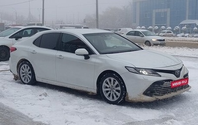 Toyota Camry, 2018 год, 2 230 000 рублей, 1 фотография