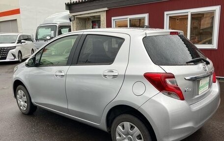 Toyota Vitz, 2014 год, 740 000 рублей, 6 фотография