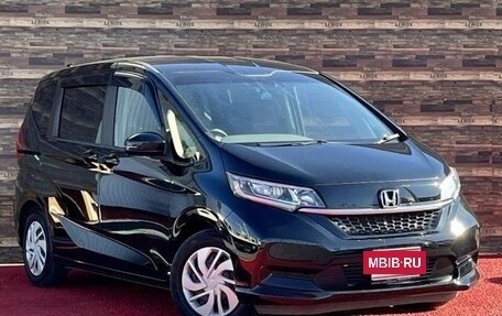 Honda Freed II, 2021 год, 1 580 000 рублей, 2 фотография