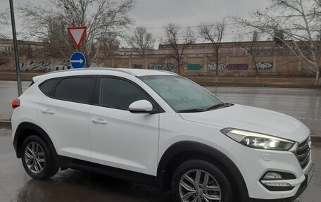 Hyundai Tucson III, 2015 год, 2 200 000 рублей, 2 фотография