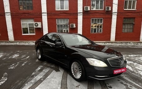 Mercedes-Benz S-Класс, 2009 год, 2 000 000 рублей, 3 фотография