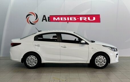 KIA Rio IV, 2018 год, 1 095 000 рублей, 6 фотография