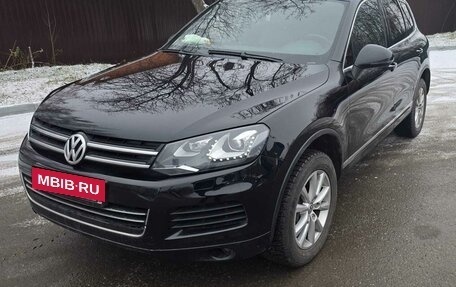 Volkswagen Touareg III, 2012 год, 2 200 000 рублей, 3 фотография