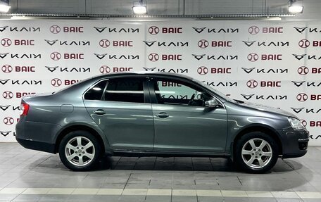 Volkswagen Jetta VI, 2010 год, 690 000 рублей, 7 фотография