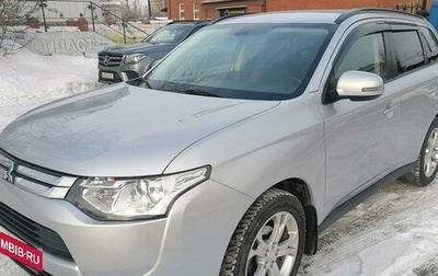 Mitsubishi Outlander III рестайлинг 3, 2013 год, 1 799 000 рублей, 1 фотография