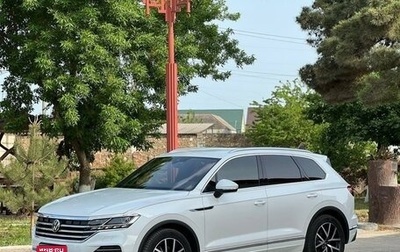 Volkswagen Touareg III, 2021 год, 5 900 000 рублей, 1 фотография