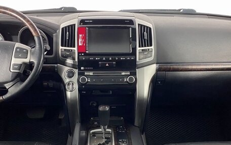 Toyota Land Cruiser 200, 2013 год, 3 750 000 рублей, 6 фотография