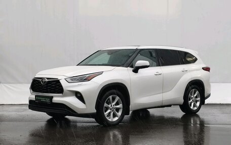 Toyota Highlander, 2021 год, 5 570 000 рублей, 1 фотография