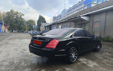 Mercedes-Benz S-Класс, 2011 год, 2 500 000 рублей, 8 фотография