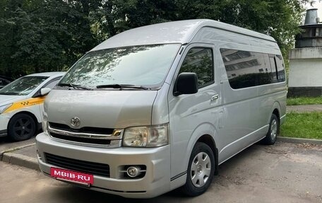 Toyota HiAce H200, 2008 год, 1 850 000 рублей, 2 фотография