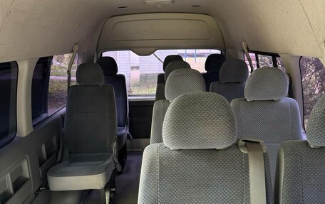 Toyota HiAce H200, 2008 год, 1 850 000 рублей, 9 фотография