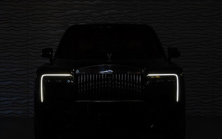 Rolls-Royce Cullinan, 2024 год, 77 900 000 рублей, 14 фотография