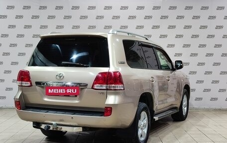 Toyota Land Cruiser 200, 2011 год, 3 580 000 рублей, 5 фотография