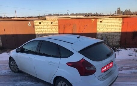 Ford Focus III, 2014 год, 910 000 рублей, 2 фотография