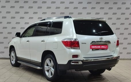 Toyota Highlander III, 2012 год, 2 300 000 рублей, 7 фотография