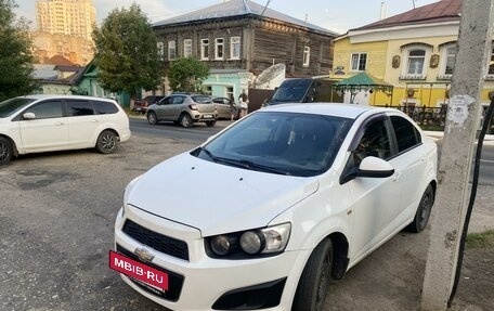 Chevrolet Aveo III, 2014 год, 500 000 рублей, 3 фотография