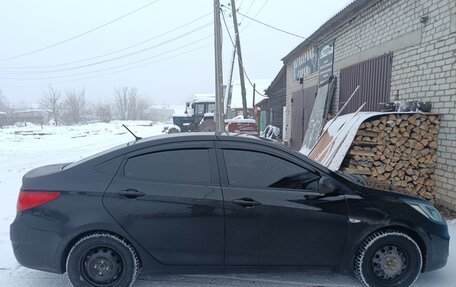 Hyundai Solaris II рестайлинг, 2013 год, 850 000 рублей, 7 фотография