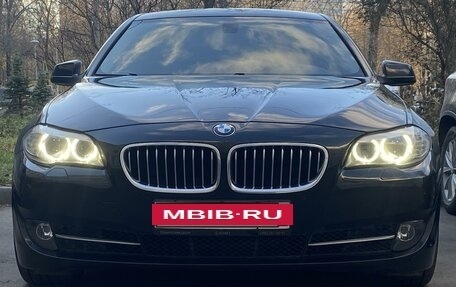 BMW 5 серия, 2010 год, 2 200 000 рублей, 3 фотография