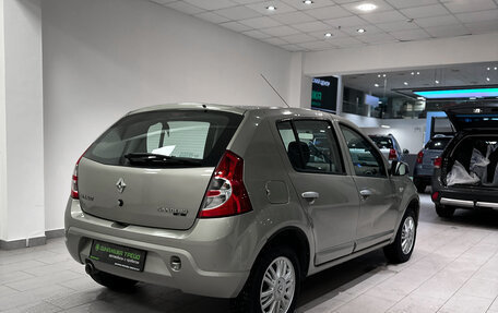 Renault Sandero I, 2013 год, 800 000 рублей, 6 фотография