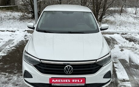 Volkswagen Polo VI (EU Market), 2021 год, 1 950 000 рублей, 3 фотография