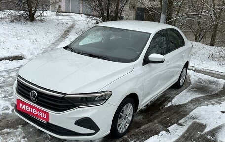 Volkswagen Polo VI (EU Market), 2021 год, 1 950 000 рублей, 2 фотография