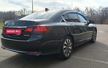 Honda Accord IX рестайлинг, 2013 год, 1 900 000 рублей, 11 фотография