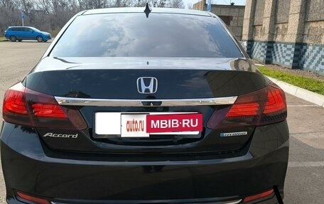 Honda Accord IX рестайлинг, 2013 год, 1 900 000 рублей, 21 фотография