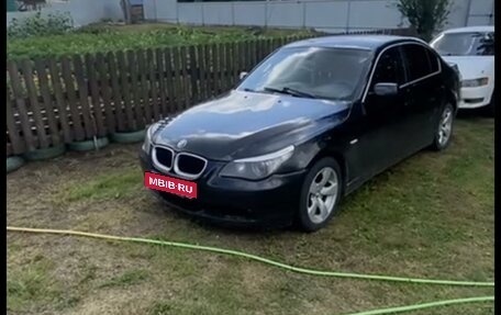 BMW 5 серия, 2004 год, 1 250 000 рублей, 3 фотография