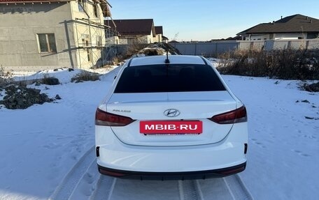 Hyundai Solaris II рестайлинг, 2020 год, 1 350 000 рублей, 3 фотография