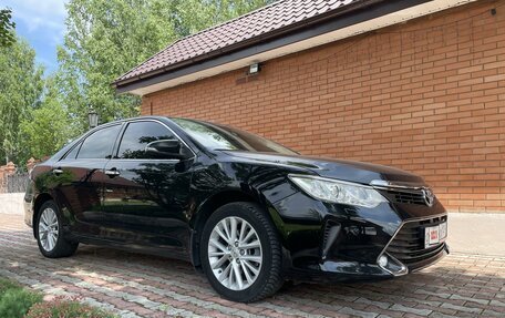 Toyota Camry, 2014 год, 2 300 000 рублей, 2 фотография