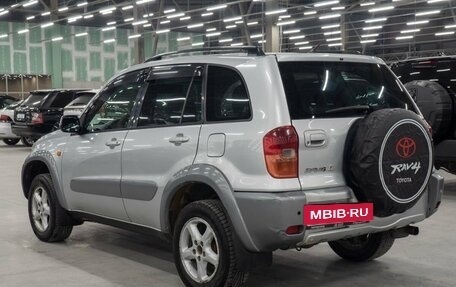 Toyota RAV4, 2001 год, 800 000 рублей, 3 фотография