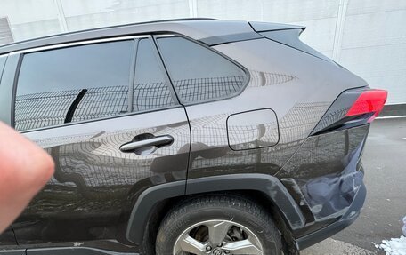 Toyota RAV4, 2020 год, 2 500 000 рублей, 2 фотография