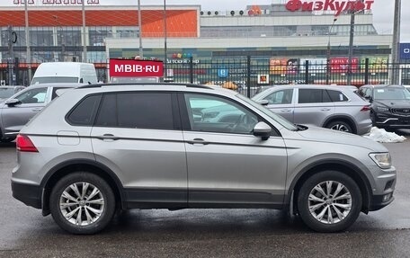 Volkswagen Tiguan II, 2018 год, 2 350 000 рублей, 8 фотография