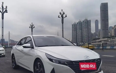 Hyundai Elantra, 2021 год, 1 420 000 рублей, 3 фотография