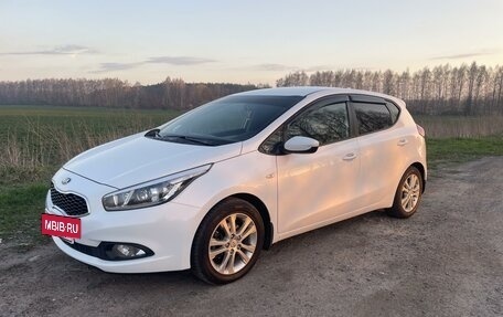 KIA cee'd III, 2015 год, 1 420 000 рублей, 3 фотография