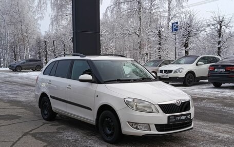 Skoda Fabia II, 2013 год, 746 300 рублей, 3 фотография