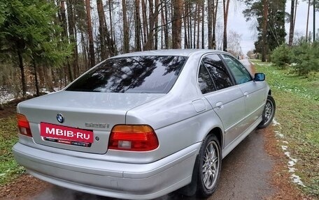 BMW 5 серия, 2002 год, 530 000 рублей, 3 фотография