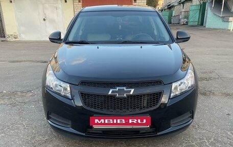 Chevrolet Cruze II, 2011 год, 790 000 рублей, 8 фотография