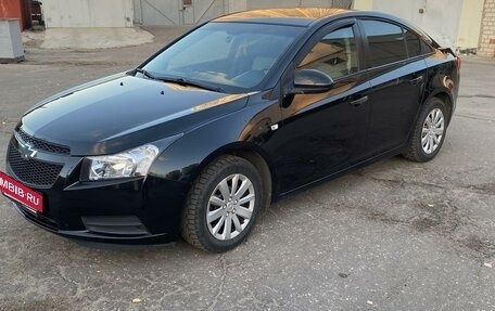 Chevrolet Cruze II, 2011 год, 790 000 рублей, 7 фотография