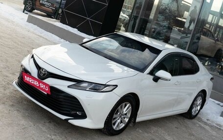 Toyota Camry, 2020 год, 2 800 000 рублей, 12 фотография