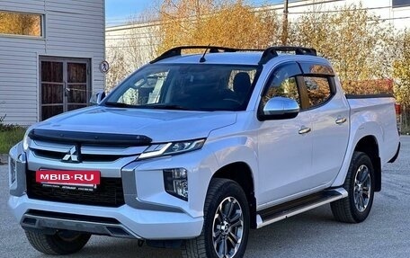 Mitsubishi L200 IV рестайлинг, 2018 год, 3 300 000 рублей, 9 фотография