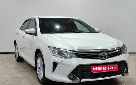 Toyota Camry, 2015 год, 2 200 000 рублей, 3 фотография