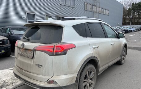 Toyota RAV4, 2017 год, 2 792 000 рублей, 4 фотография